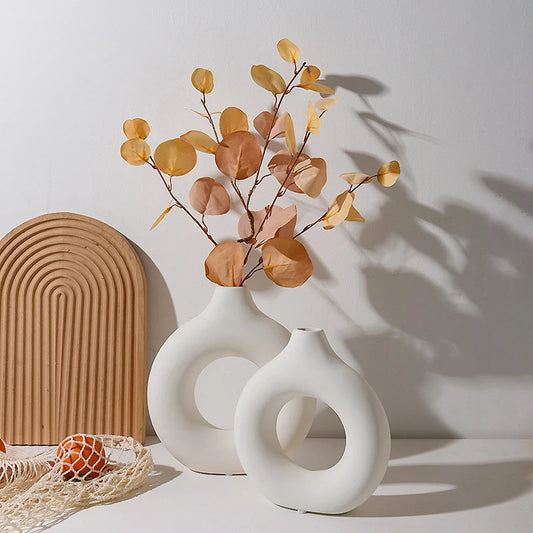 Nordische weiße Blumenvase entworfen Kunststoff Pflanzentopf Blumenknospenflasche Blumenanordnung Anzeigeflasche Wohnzimmer Dekor